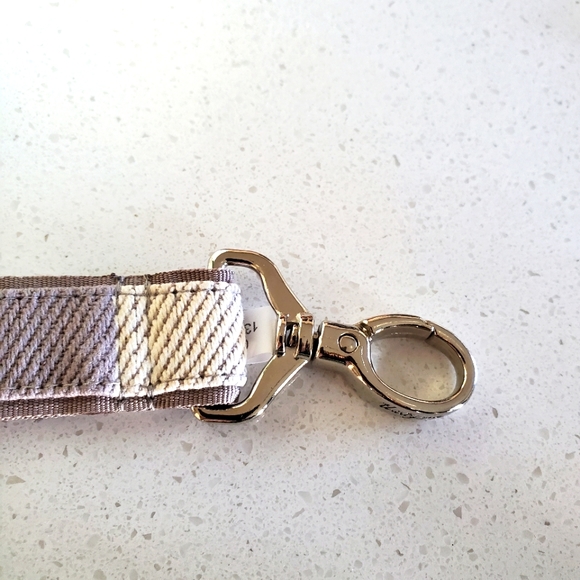 NWT Thirty-one wristlet key fob - Picture 5 of 6